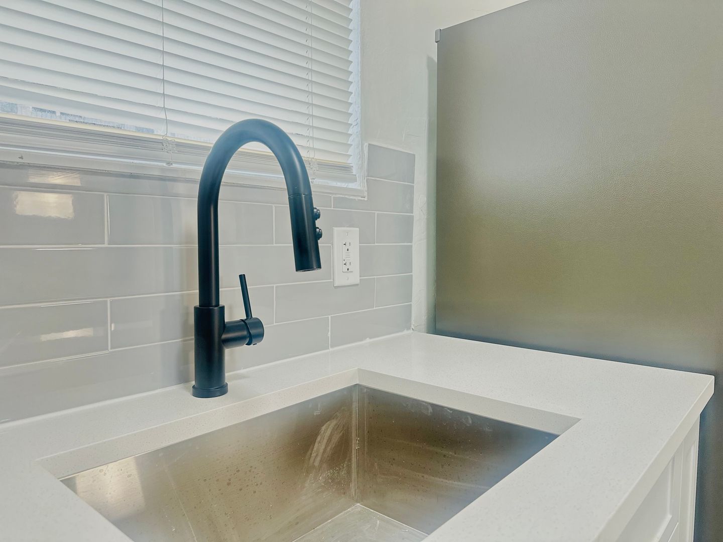Ground Floor 2 Bedroom Near Health District BY UM & JMH 4 of 12