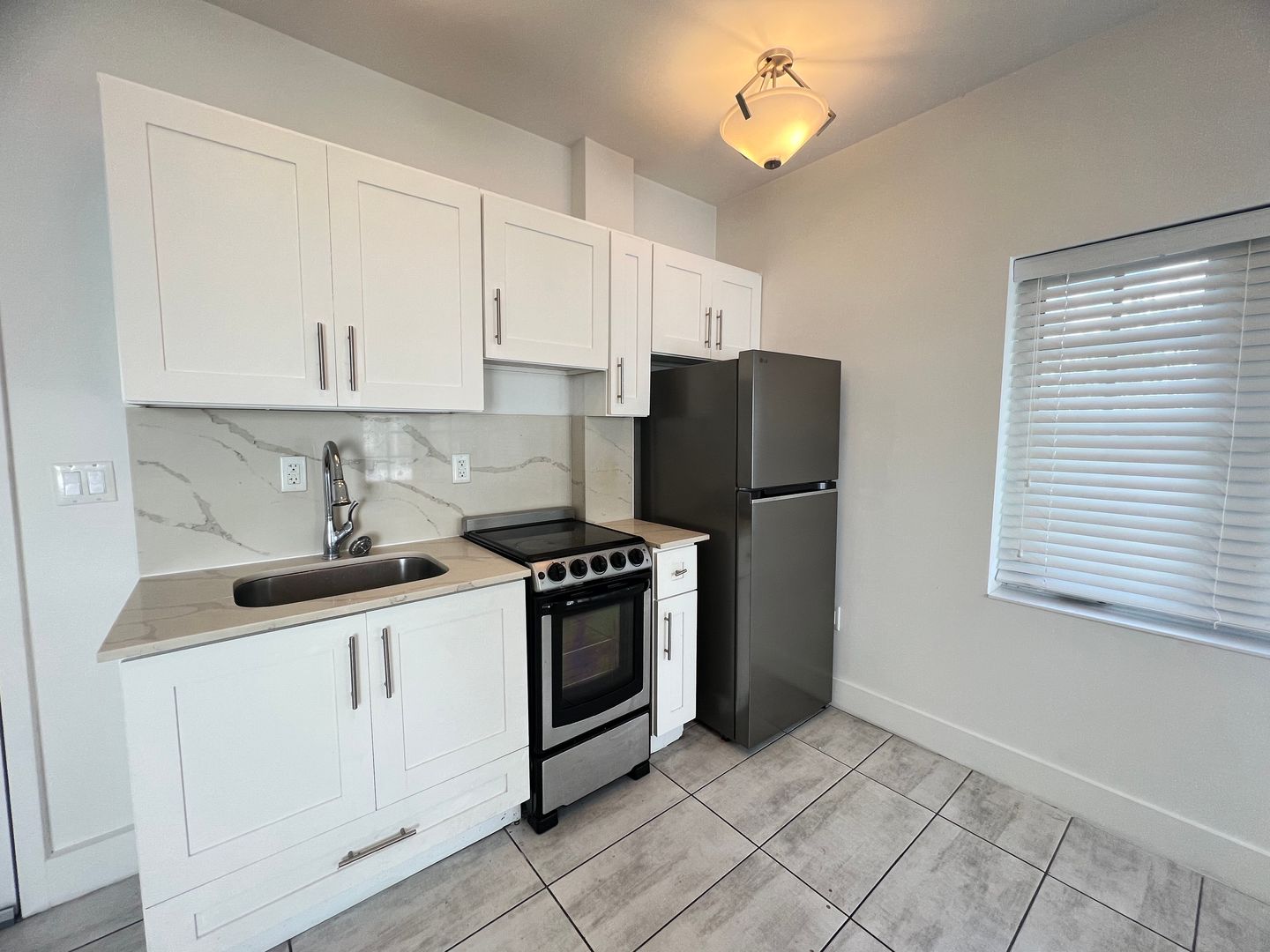 Miami Beach Apartment: 1201 Pennsylvania Avenue