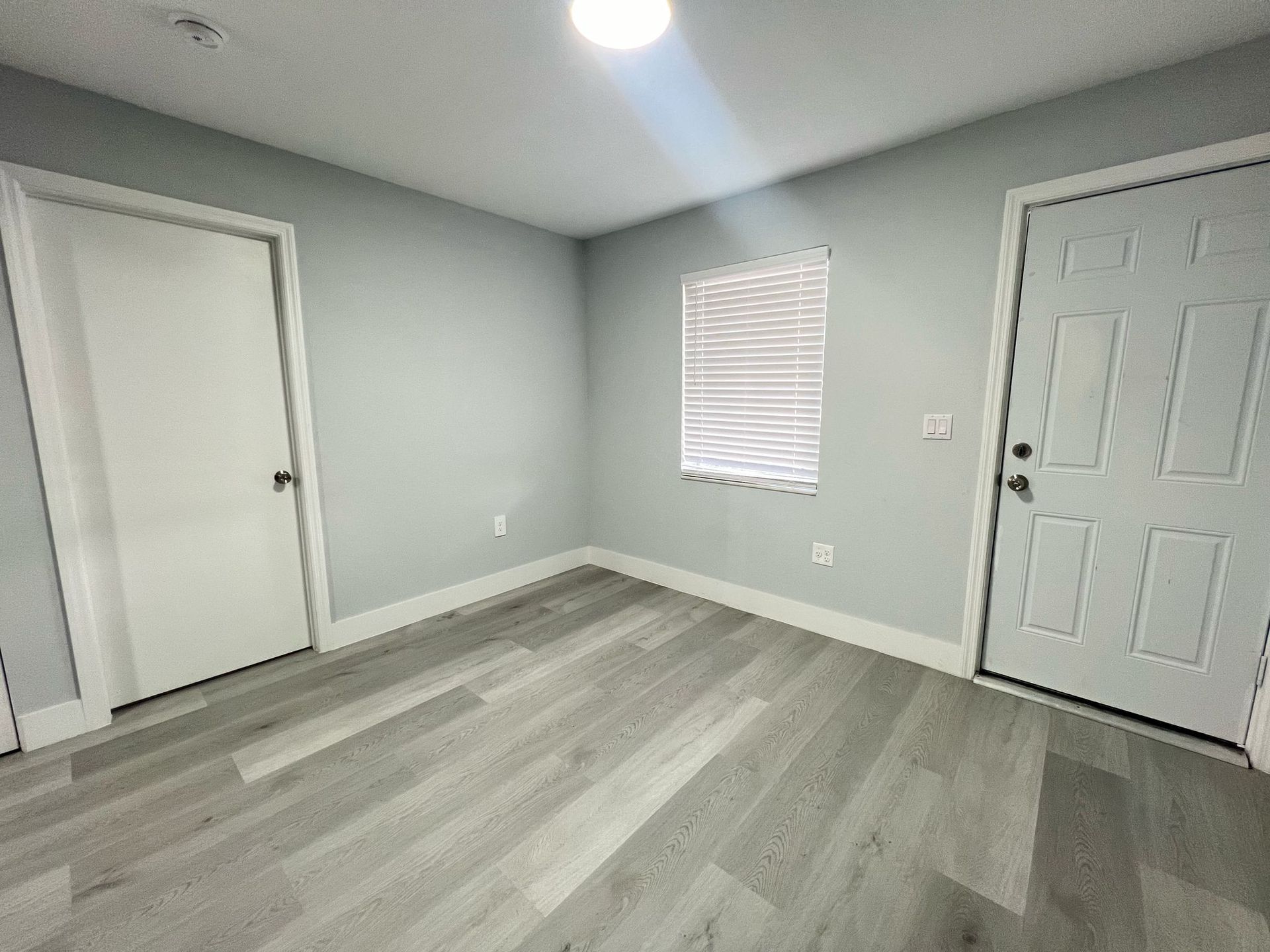 St George Apartments 6 of 12