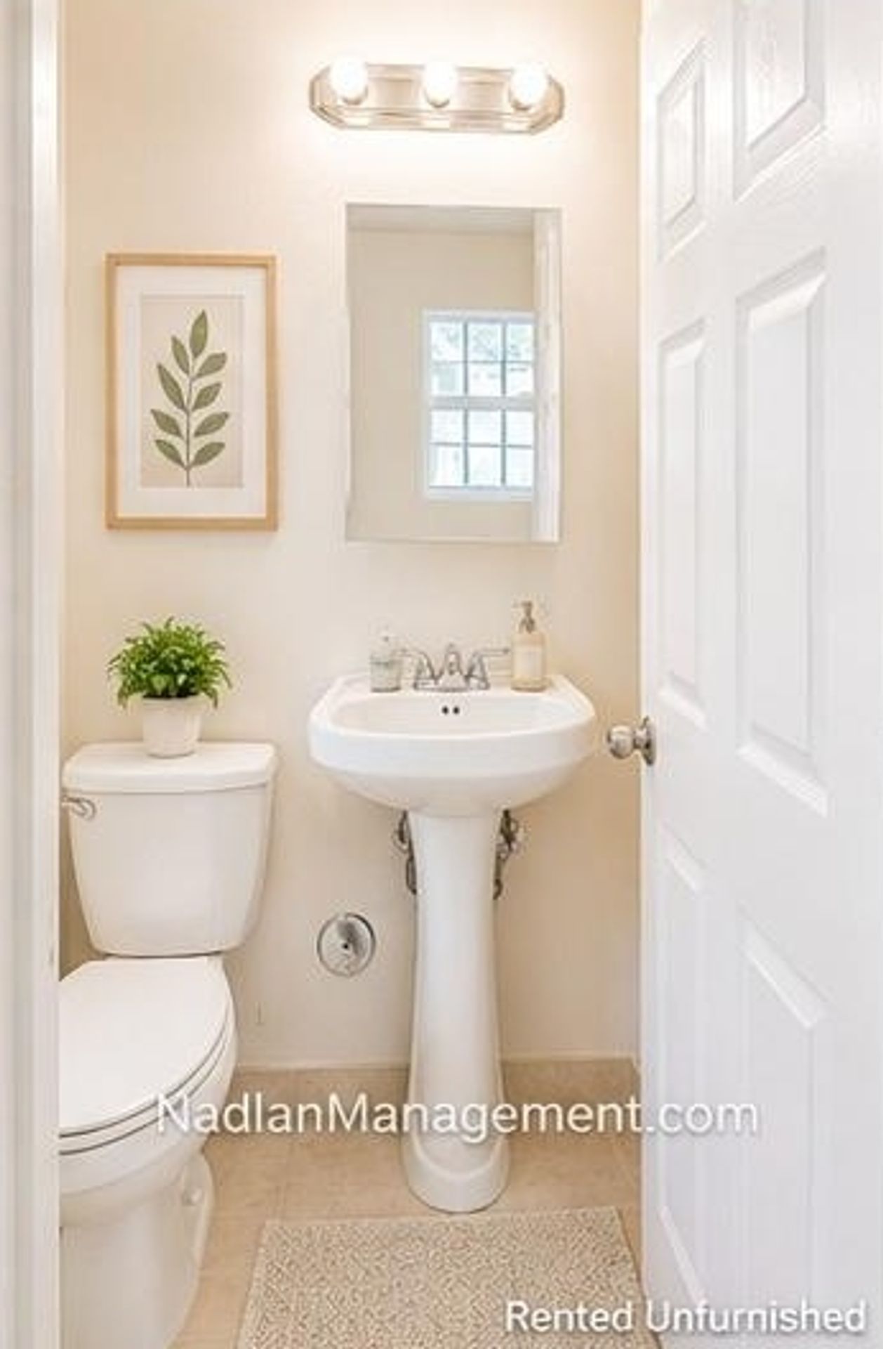 Stunning Boutique Studio Apartment Minuets From Downtown Miami & Wynwood! 2 of 12