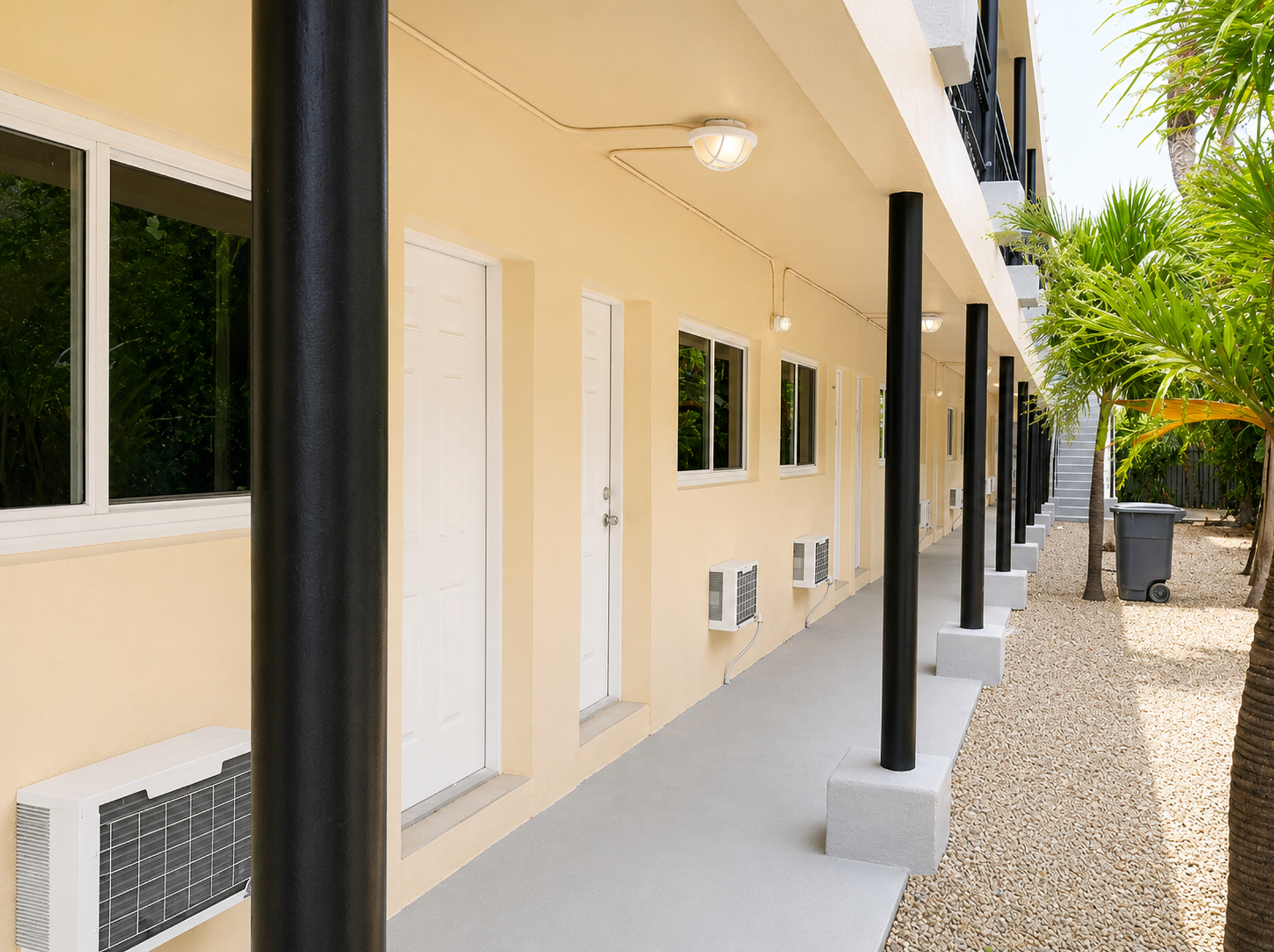 Stunning Boutique Studio Apartment Minuets From Downtown Miami & Wynwood! 5 of 12