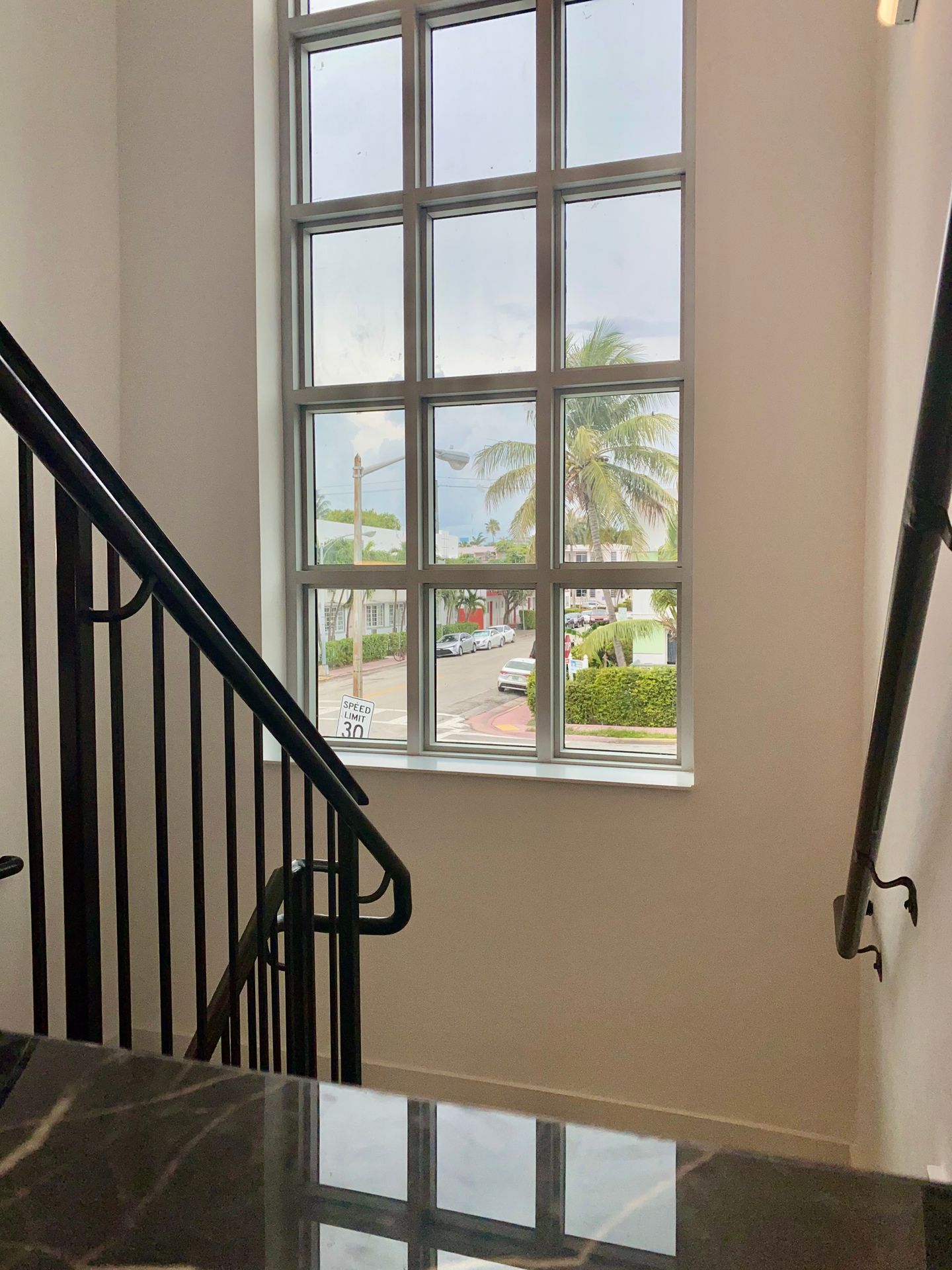 Modern Studio Living Just Steps from the Sand – South Beach Style 7 of 12