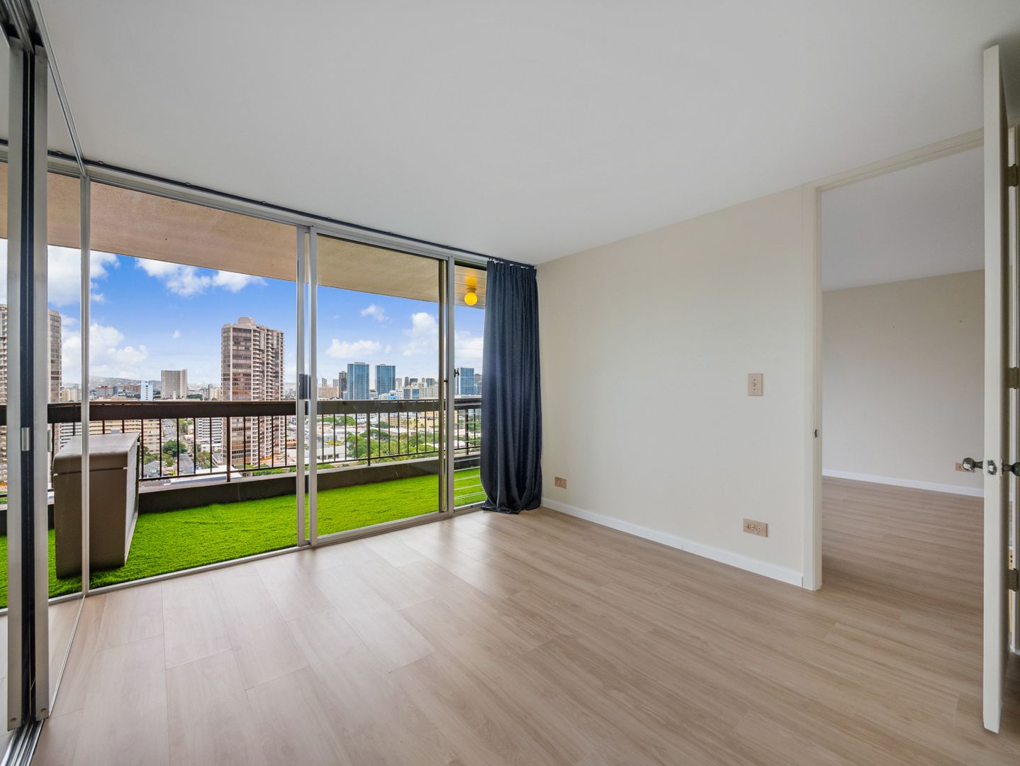 Honolulu Condo: 775 Kinalau Pl #2001