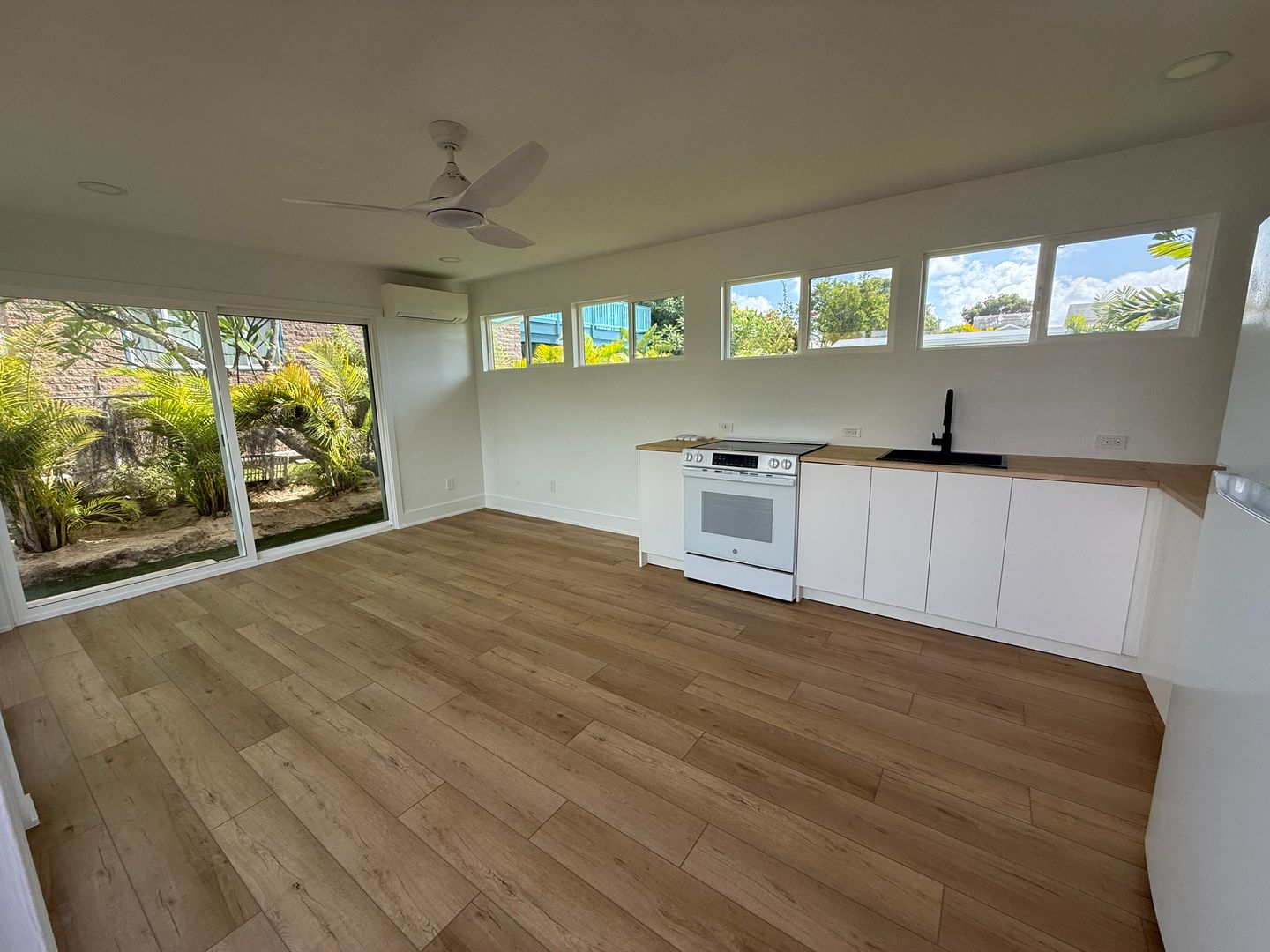 Kailua House: 174 Ulupa St.