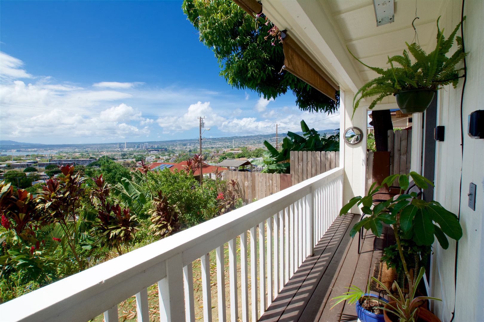 Honolulu House: 1303 Wanaka St.