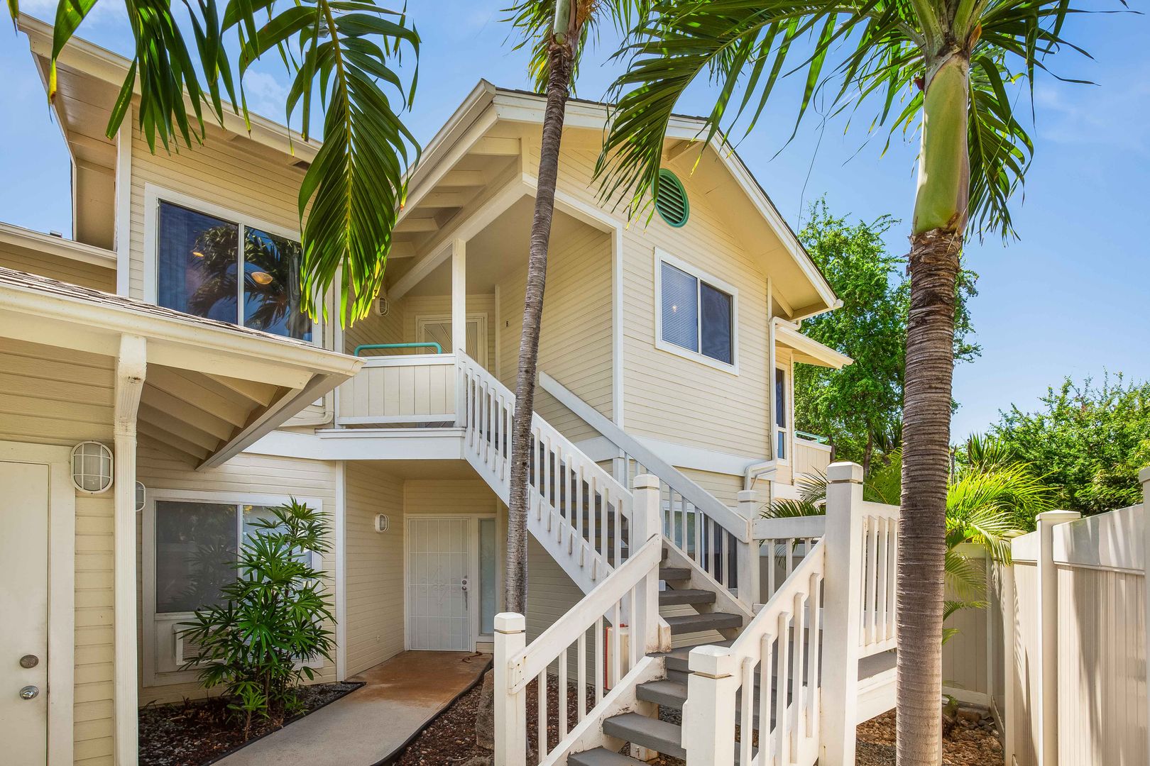 Ewa Beach Condo: 91-1144 Laaulu St. Unit 13 B