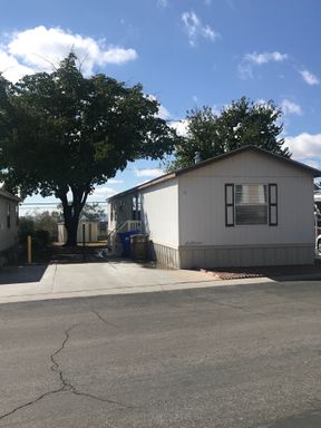 Three Bedroom Mobile Home! – photo 1