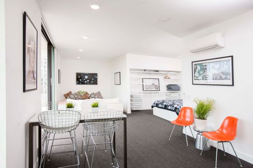 Chic Boutique Living in the Heart of East Village – photo 1