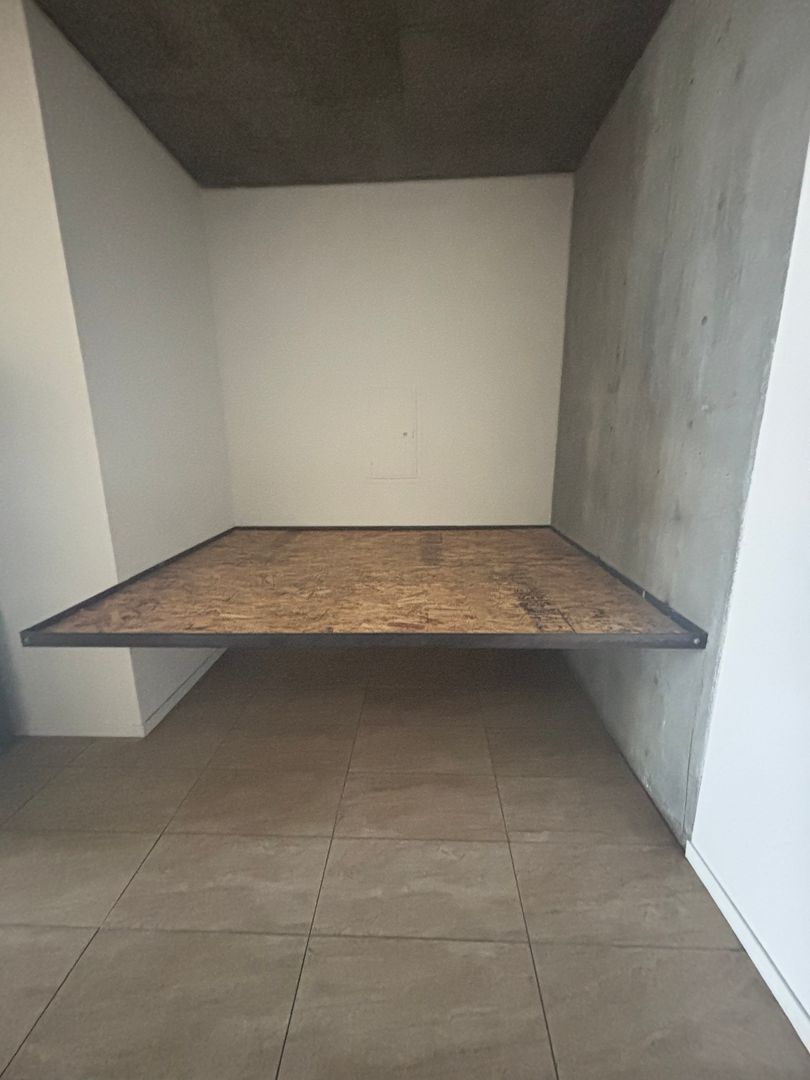 San Diego Apartment: 320 West Cedar St.