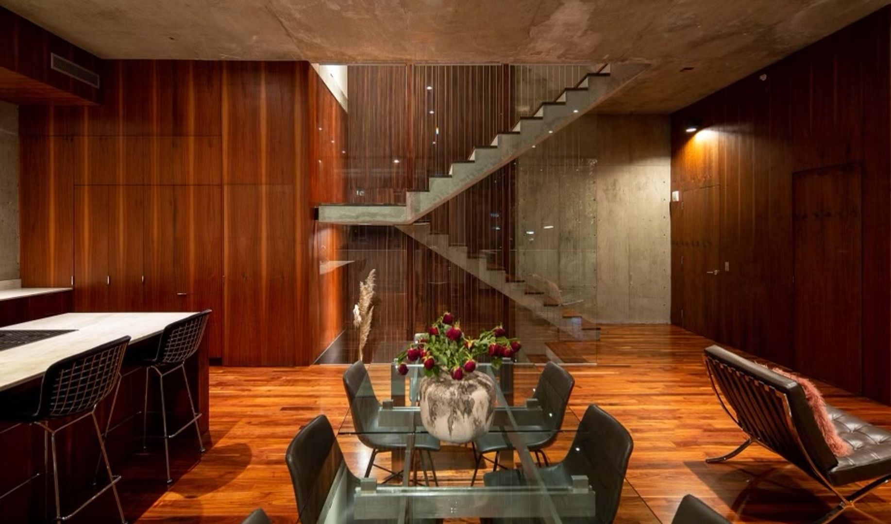 San Diego Apartment: 320 West Cedar St.