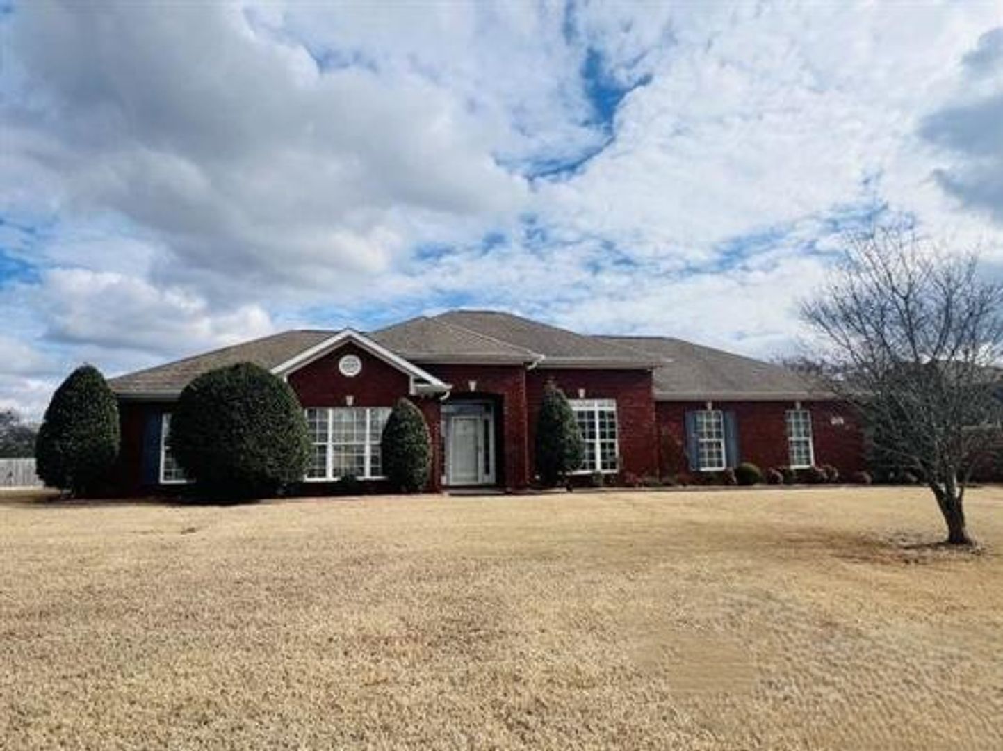 Huntsville House: 105 Gramercy Circle