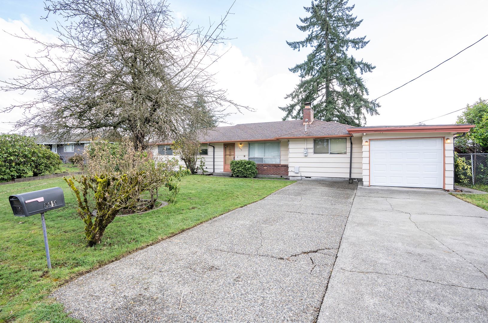 Lakewood House: 5414 111th St SW