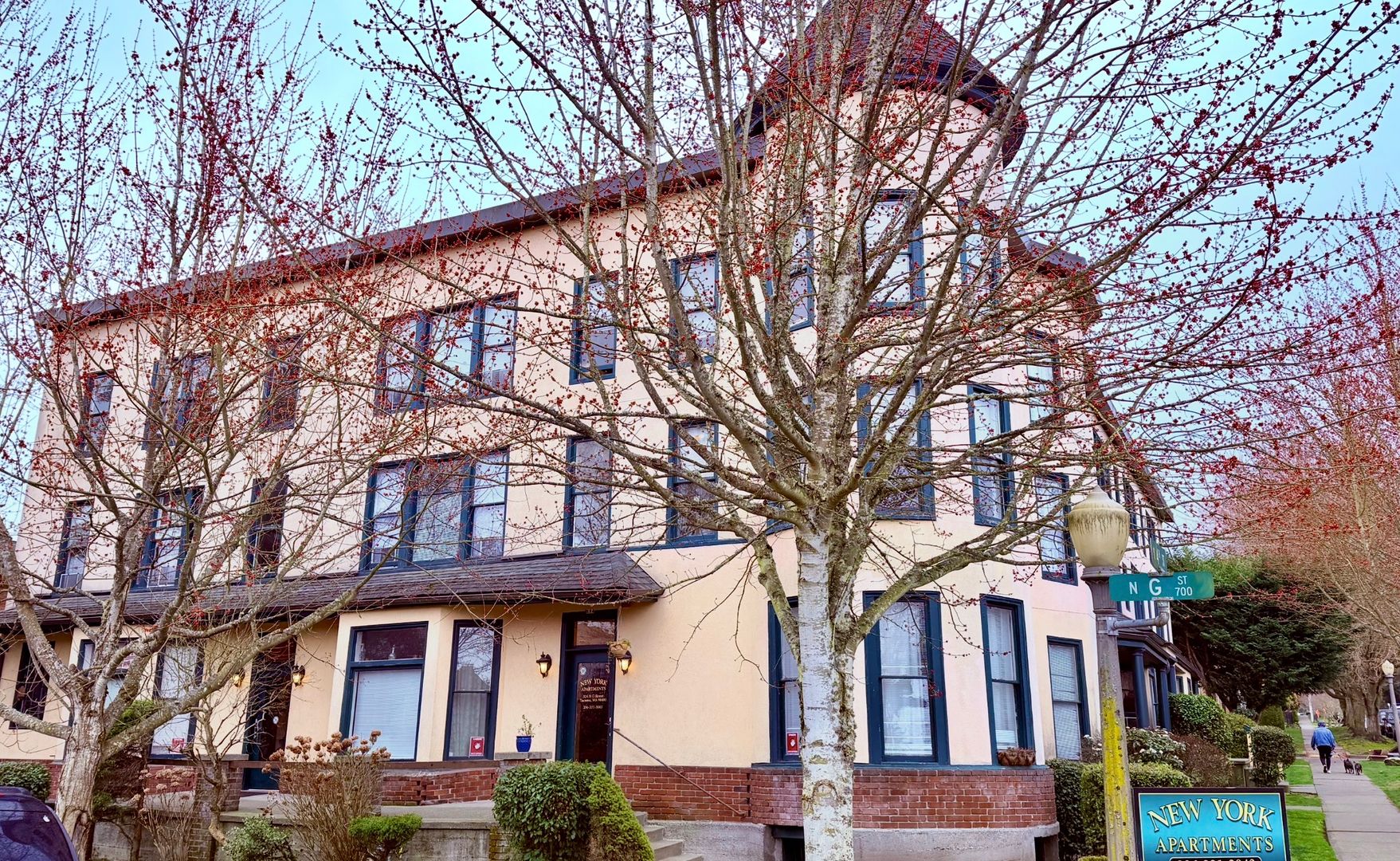 Tacoma Apartment: 322 N G St