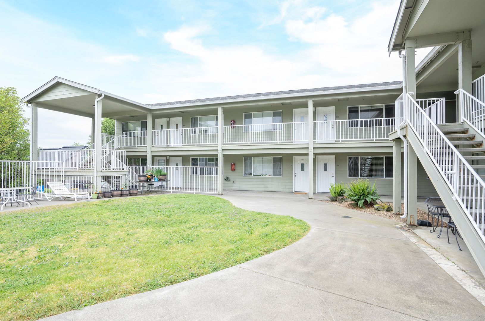 Olympia Apartment: 711 13th Ave SE