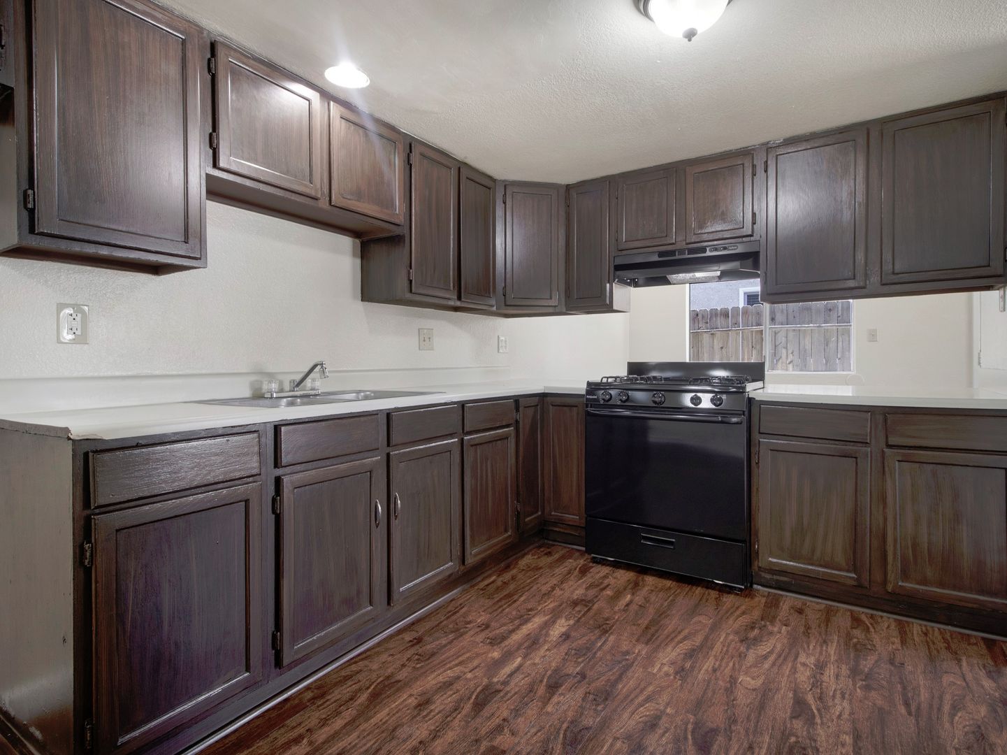 Lake Elsinore Apartment: 3640 Nashland Ave