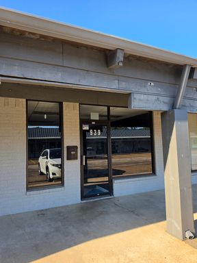 939 S Collegiate Dr, Unit 18