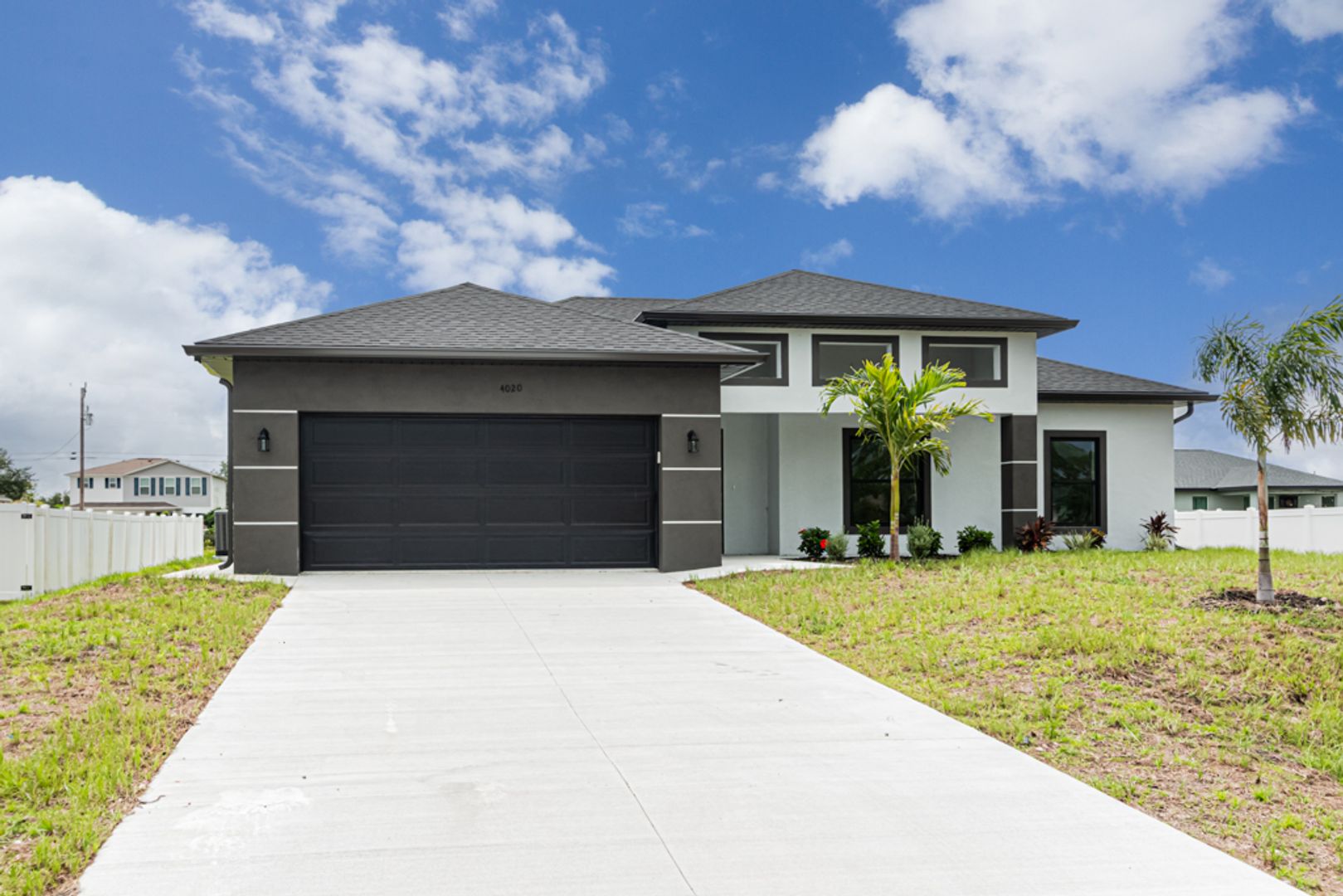 CAPE CORAL House: 4020 NE 23RD AVE