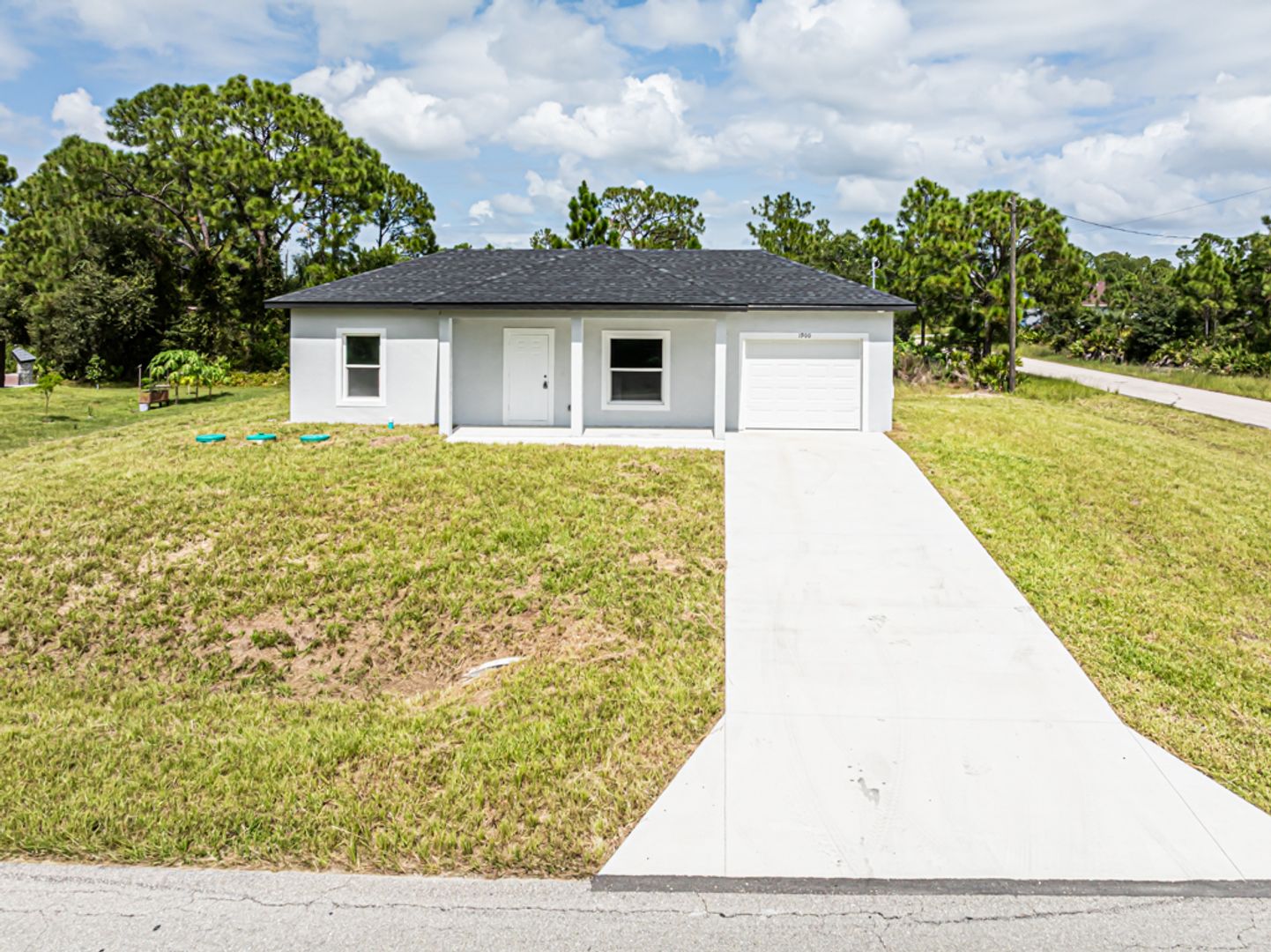 Lehigh Acres House: 1900 14th st W
