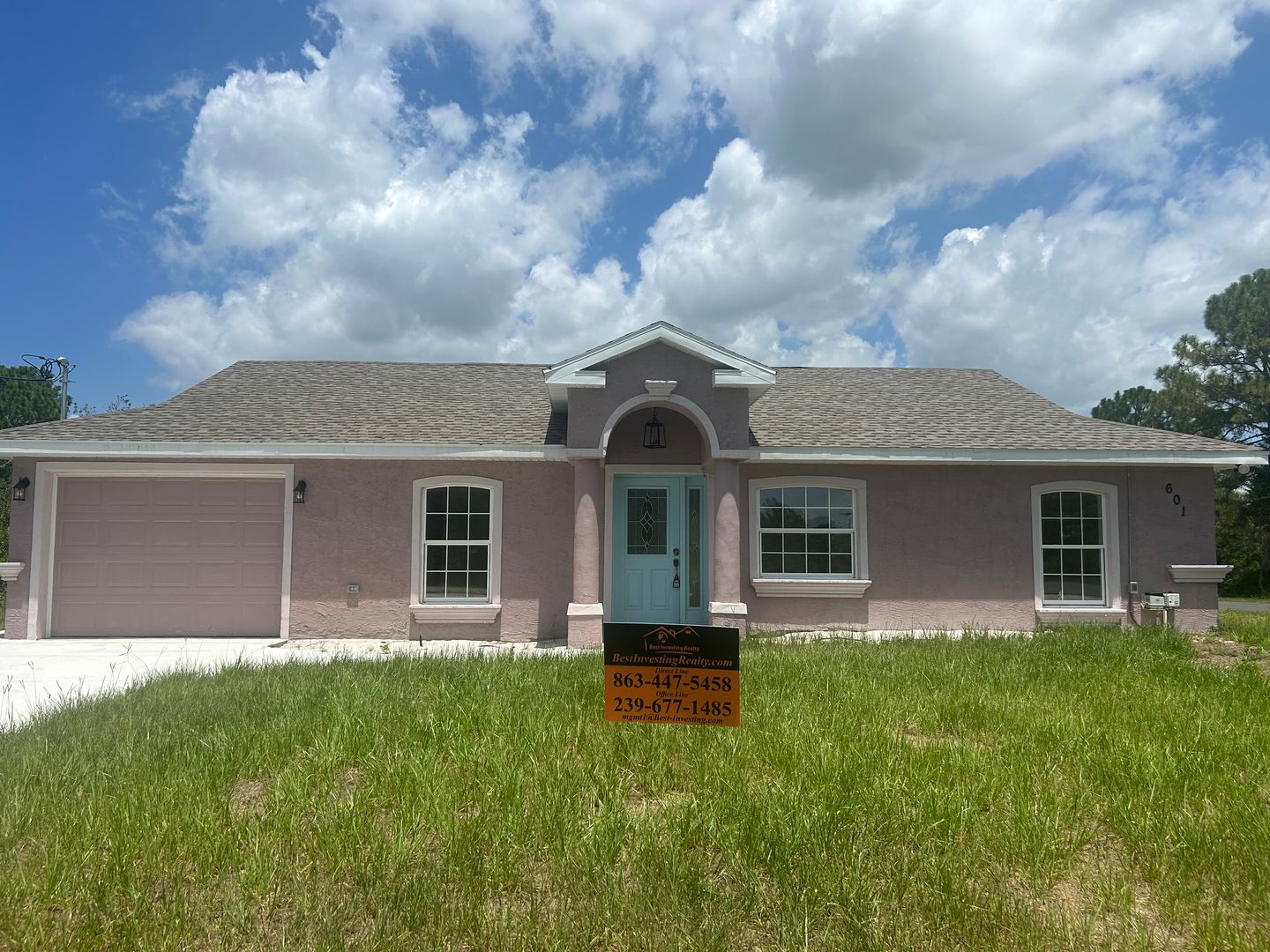 Lake Placid House: 601 Avalon Ln