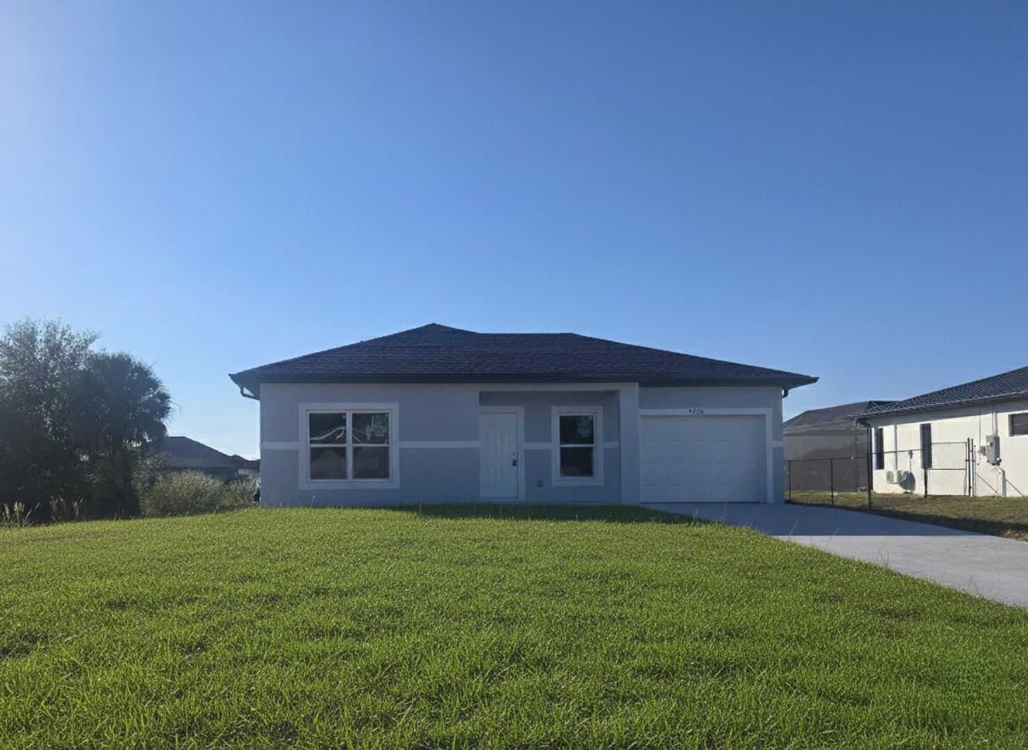 Lehigh Acres House: 4702 Connie Ave S