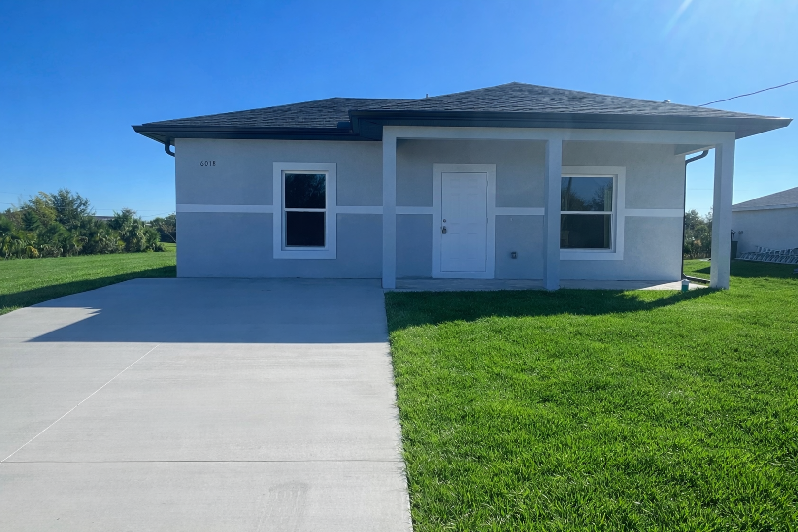 Lehigh Acres House: 6018 Karen Ave N, Lehigh Acres