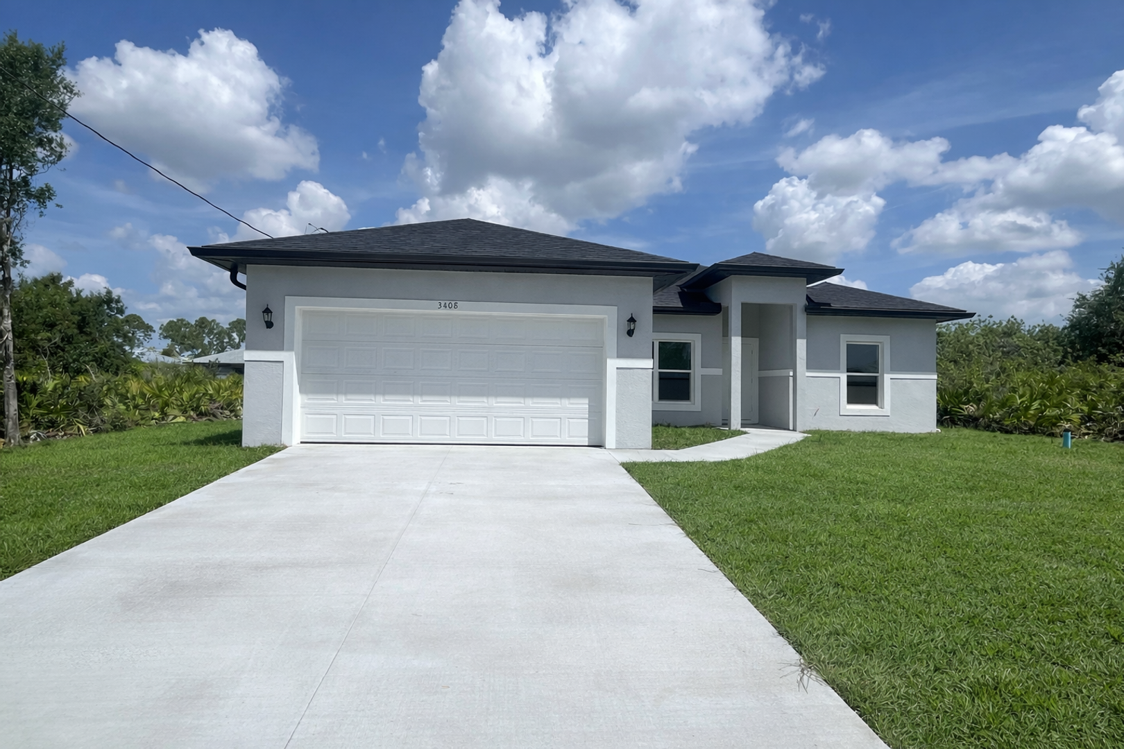Lehigh Acres House: 3408 10th Street SW