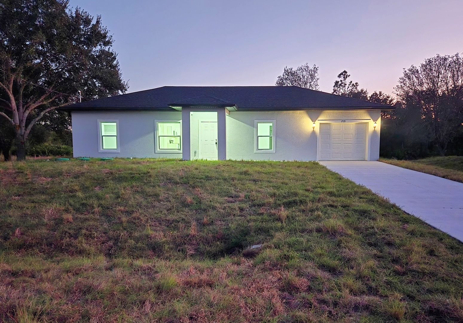 Lehigh Acres House: 715 Tunney st