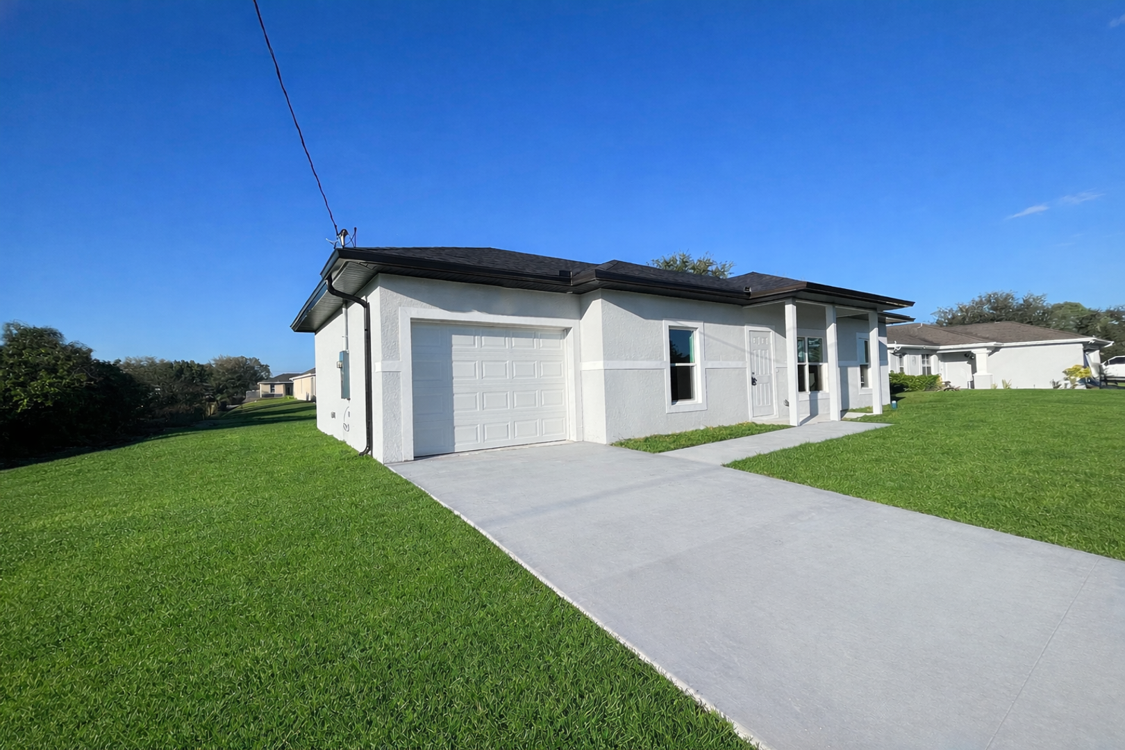 Lehigh Acres House: 1212 Sunrise Blvd