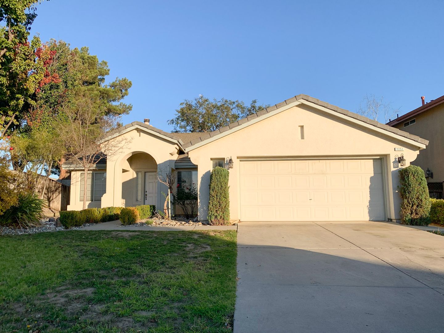 Hollister House: 2251 Fairhaven Drive