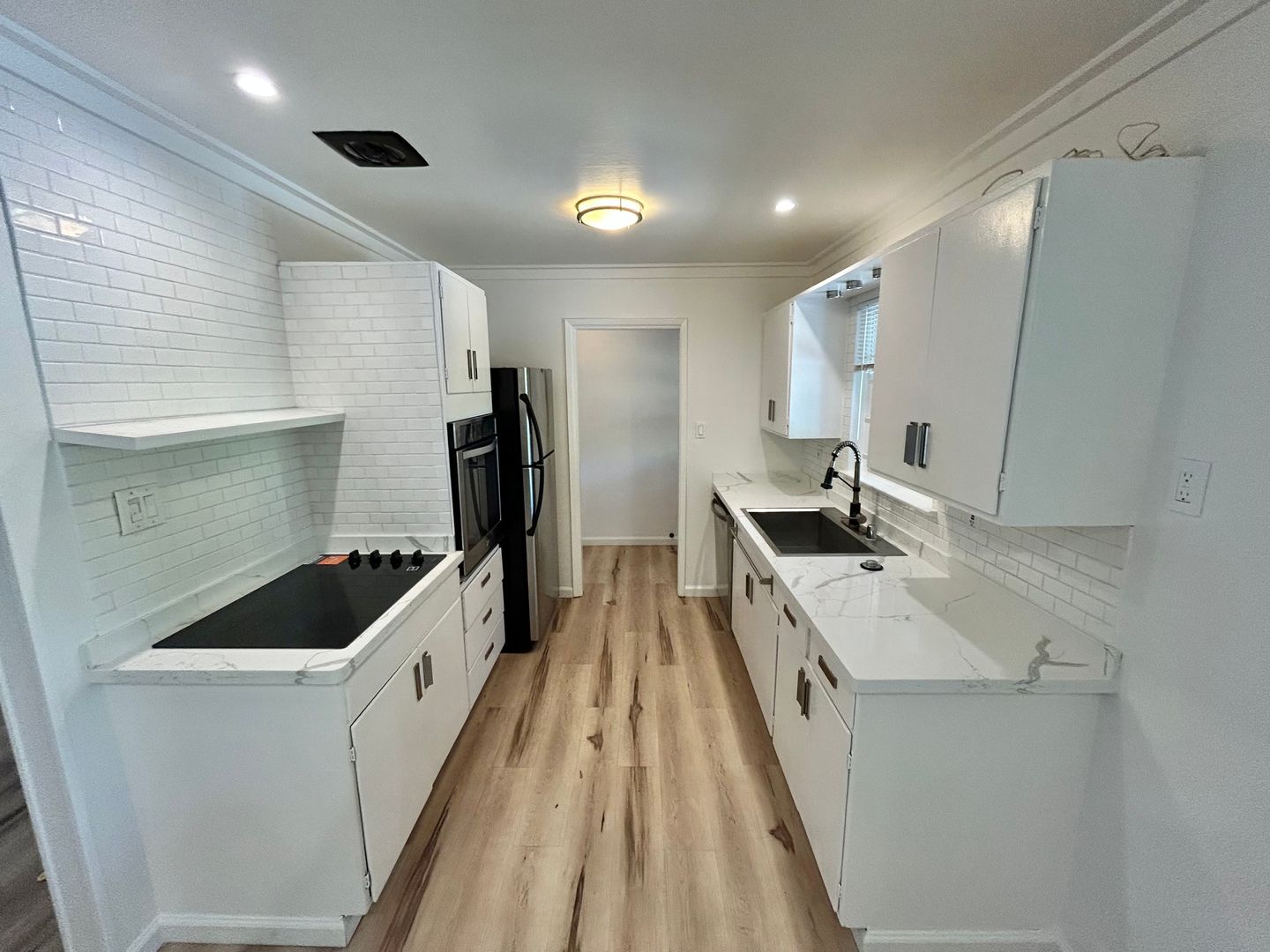 Sunnyvale Apartment: S. Pastoria Ave