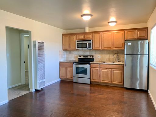 Listing photo thumbnail