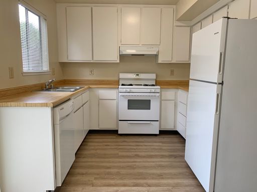450 Tres Pinos Road, #31, Hollister, CA 95023