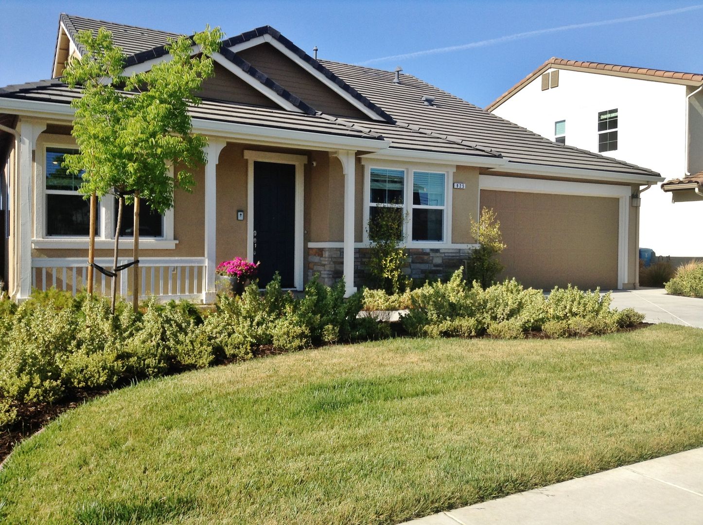 Hollister House: 925 Fulton Way