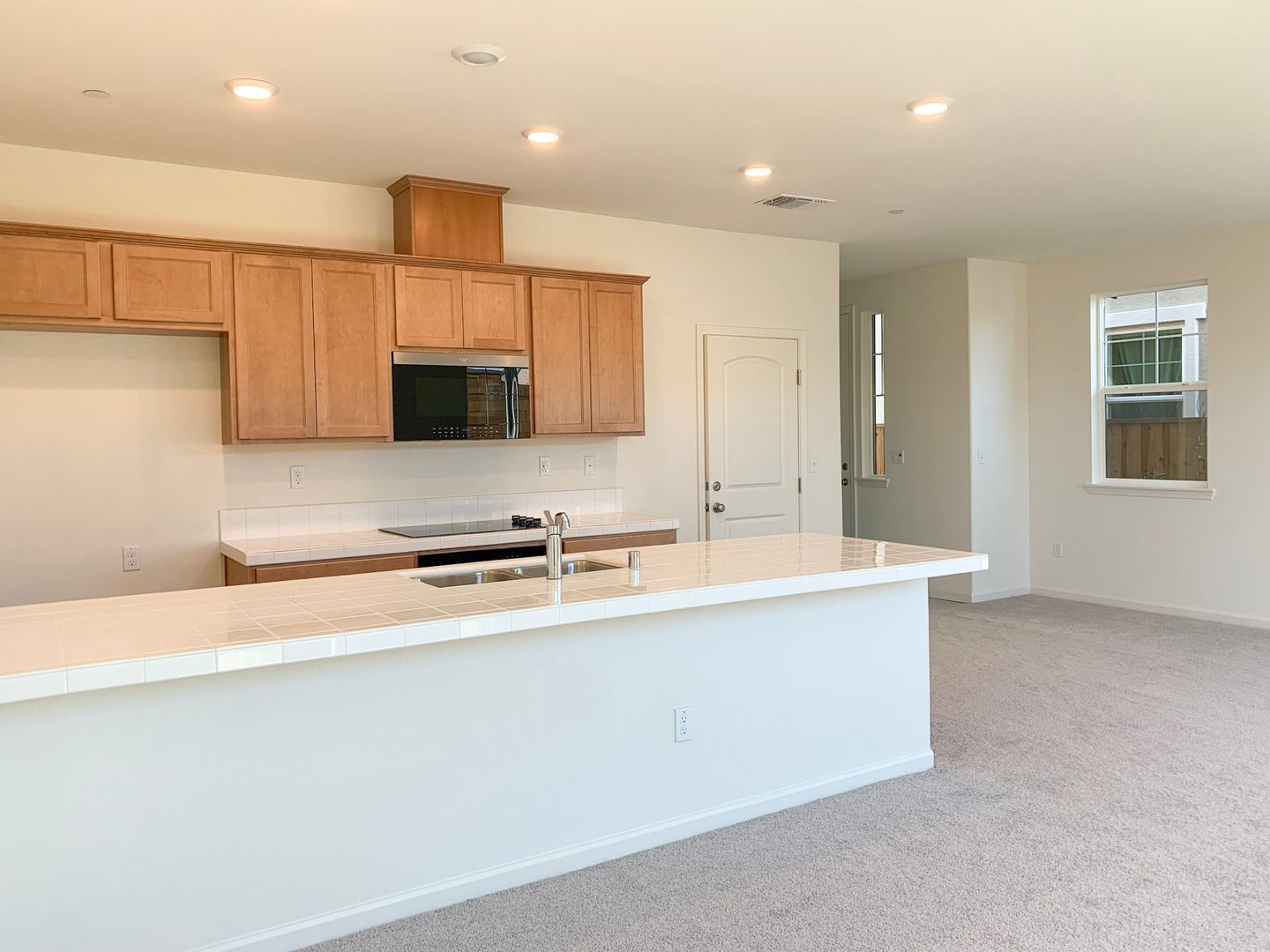 Hollister House: 2240 Gladiola Dr