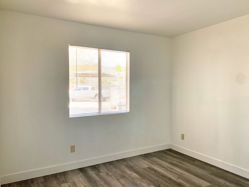 Listing photo thumbnail