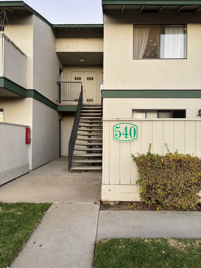 Greenfield Apartment: 530-543 De Leon