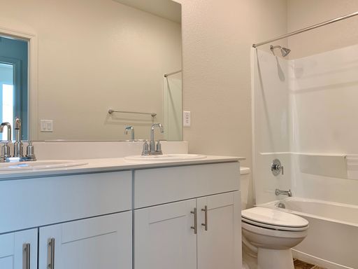 Listing photo thumbnail