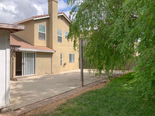 Listing photo thumbnail