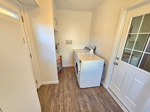 Listing photo thumbnail