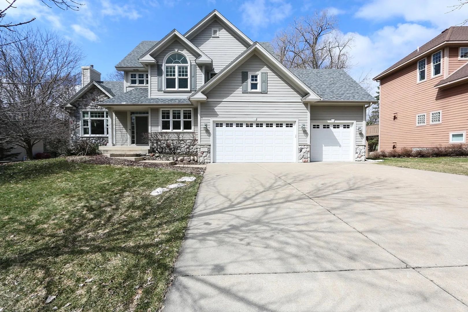 Eden Prairie House: 9324 Wilderness Cv