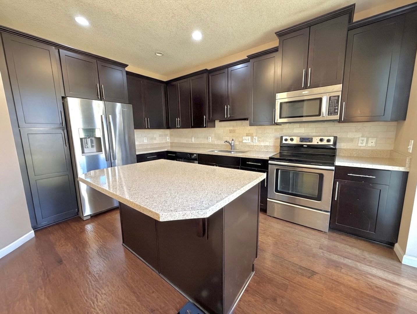 Woodbury Townhome: 3105 Countryside Bay, Unit G, Woodbury, MN 55129