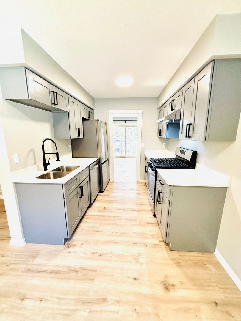 Apple Valley Townhome: 7368 143rd Street Ct W