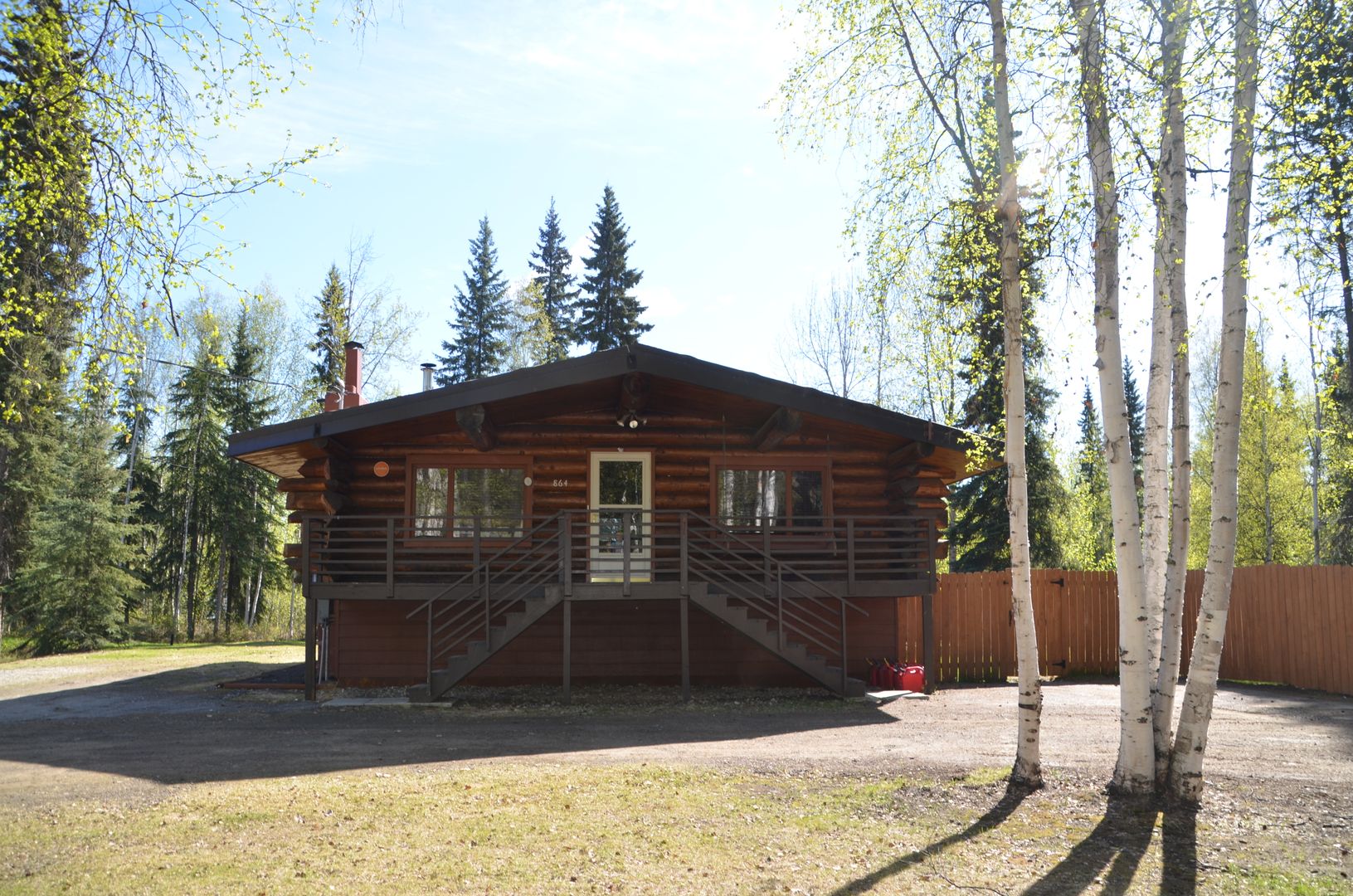North Pole House: 864 Mattie St