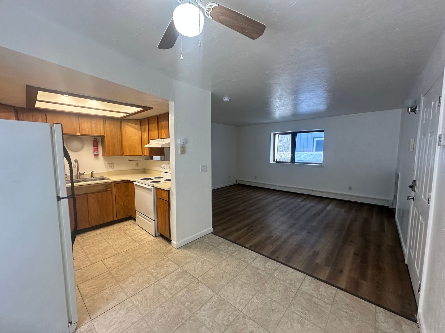 Fairbanks Apartment: 1024 28th Ave