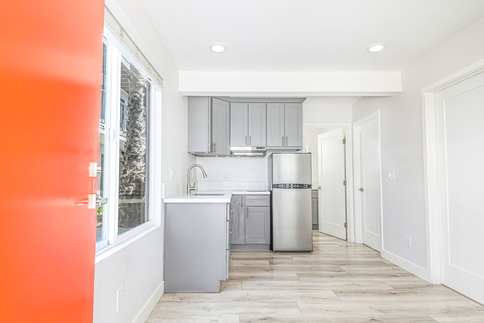 Garden Grove Apartment: 10442 Lampson Avenue