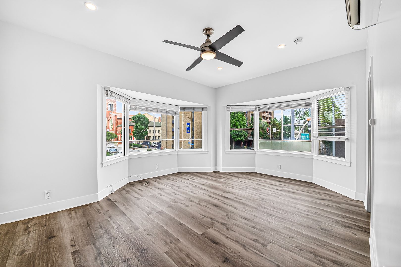 Long Beach Apartment: 405 W 3rd Street