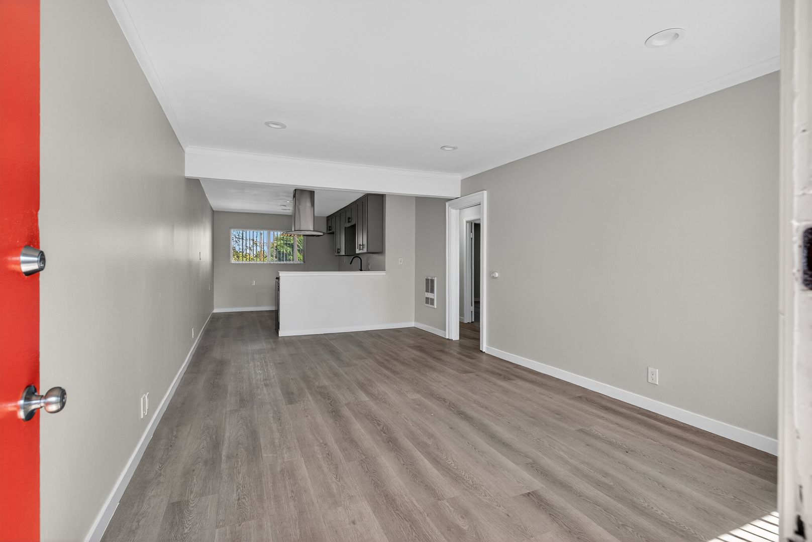 Garden Grove Apartment: 10442 Lampson Avenue