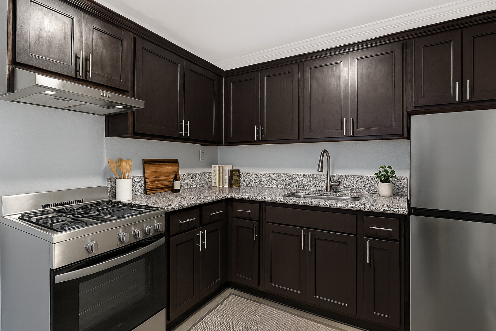 Long Beach Apartment: 730 Magnolia Avenue