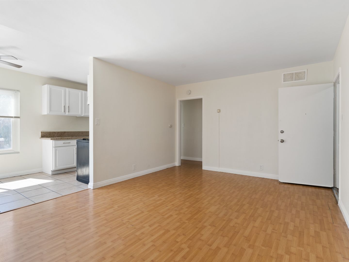 Long Beach Apartment: 731 Orange Avenue