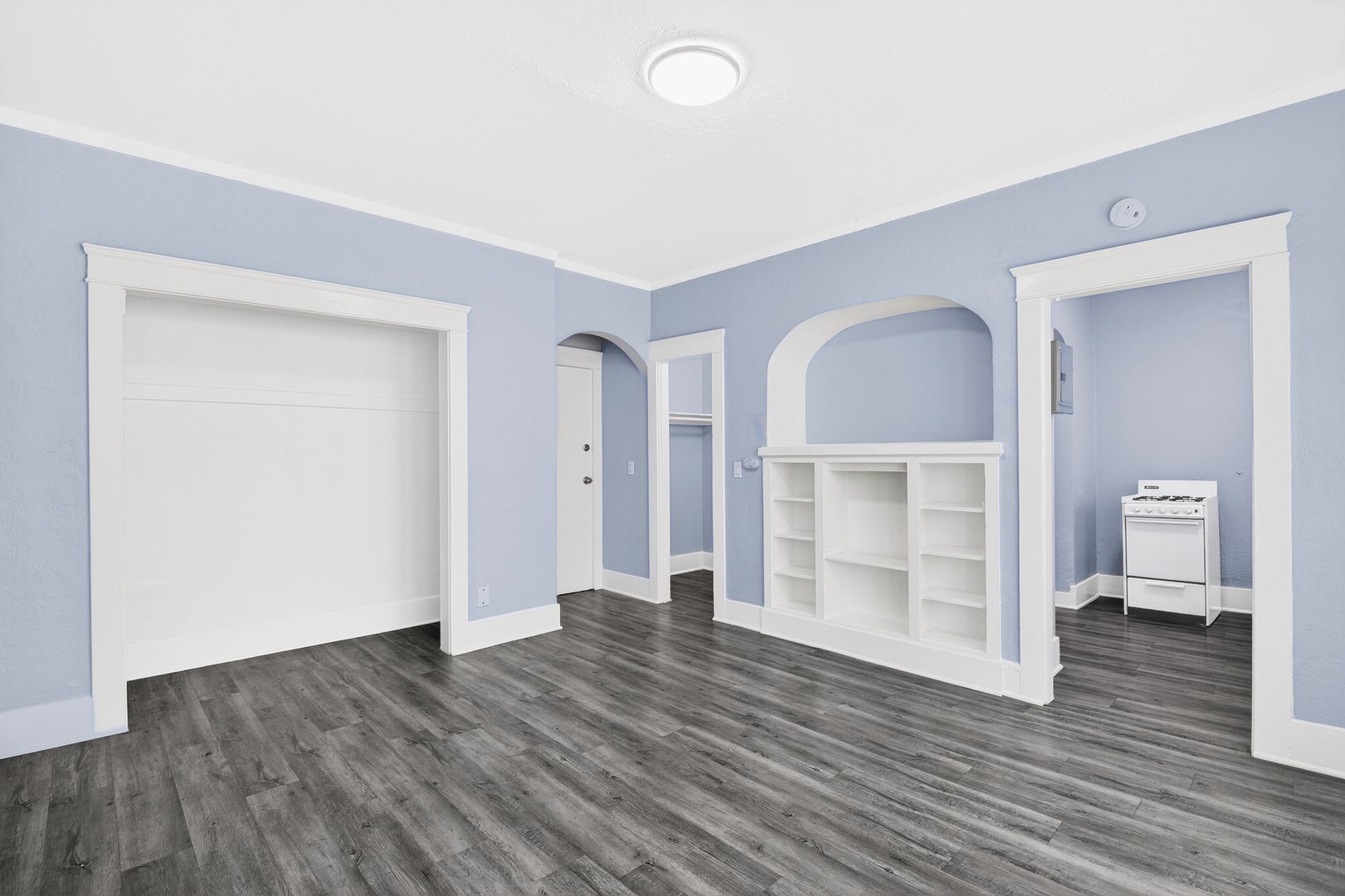 Long Beach Apartment: 1643 Locust Ave.